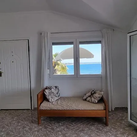 דירה Tikozidis ניאה אירקליה