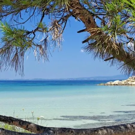 Tikozidis דירה ניאה אירקליה