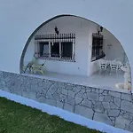 Apartamento Tikozidis *