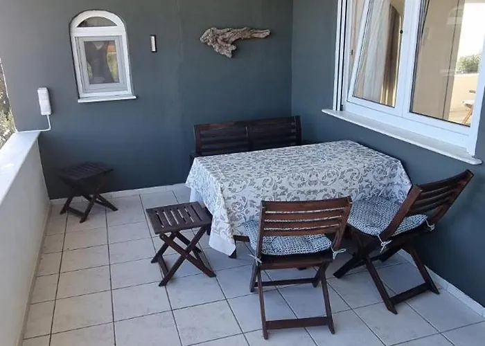 Apartamento Tikozidis